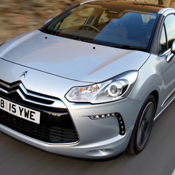 Citroen DS5 – opinie, cena, dane techniczne, wymiary, spalanie, osiągi