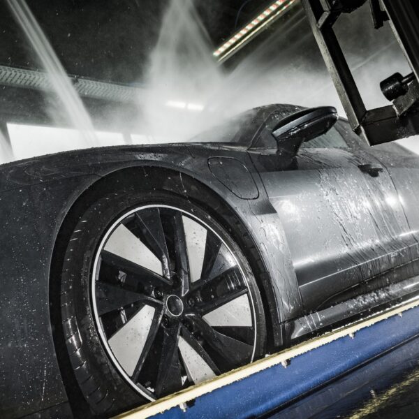 Wpływ aerodynamiki na osiągi samochodu – teoria i praktyka