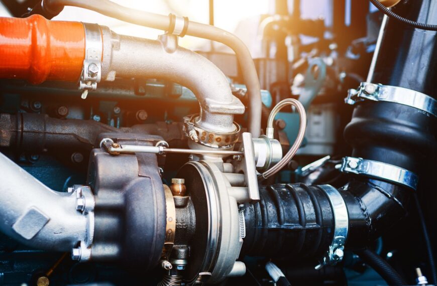 Najnowsze osiągnięcia w technologii silników spalinowych – ekologiczne i wydajne rozwiązania