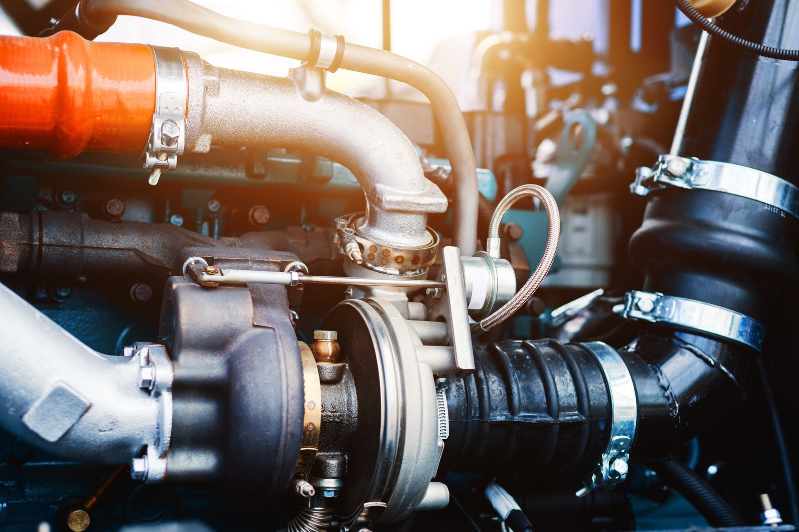 Najnowsze osiągnięcia w technologii silników spalinowych – ekologiczne i wydajne rozwiązania